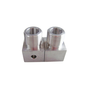 Aangepaste CNC-gefreesde 303 roestvrijstalen plunjercomponent, nauwe tolerantie