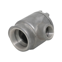  Alumiiniseoksesta valmistettu 380 painevalettu kotelo ja kansi, joka sis&auml;lt&auml;&auml; O-renkaan ja vihre&auml;n maadoitusruuvin koottuna.